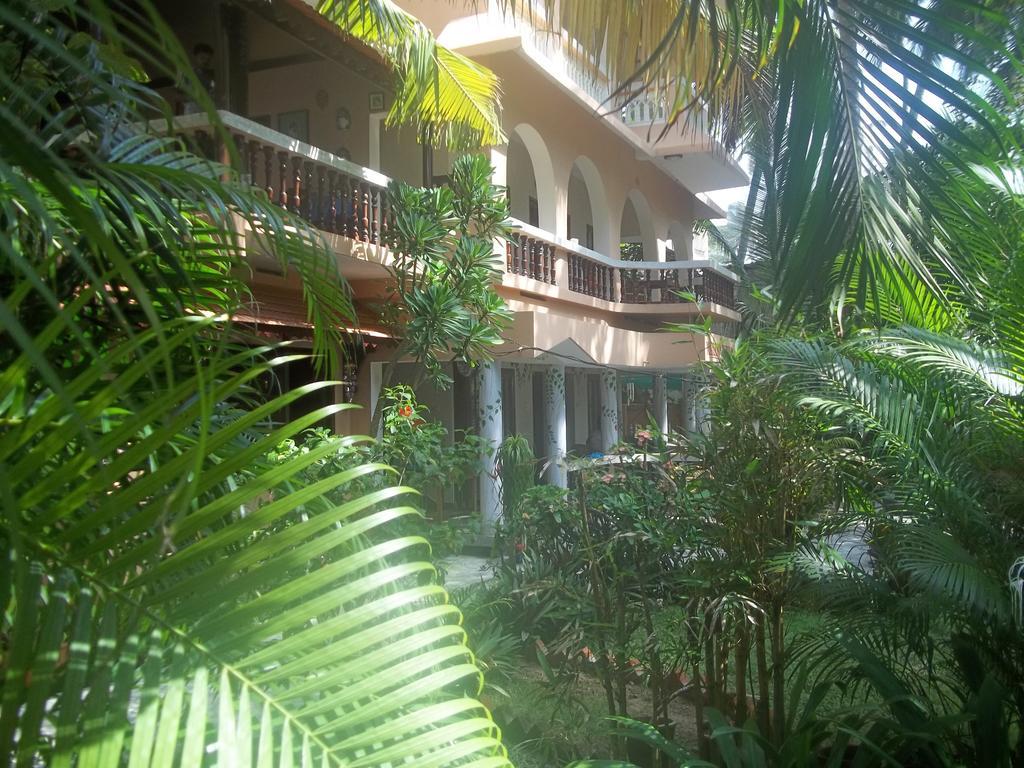 Maharaju Palace Hotel Kovalam Buitenkant foto